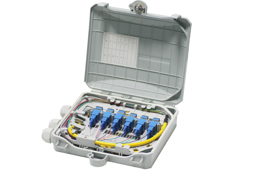 16 F.O. Termination box IP65 for SC Simplex / LC Duplex, with Key